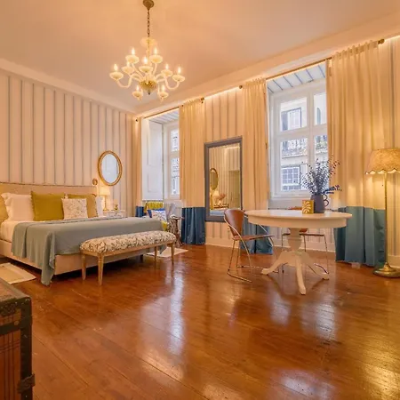 Sapateiros 44 Daire *