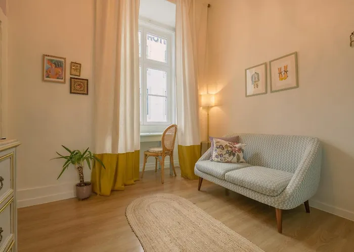 Sapateiros 44 Daire *