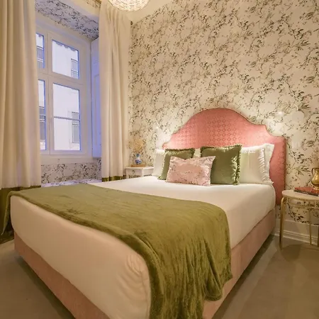Apartament Sapateiros 44 *