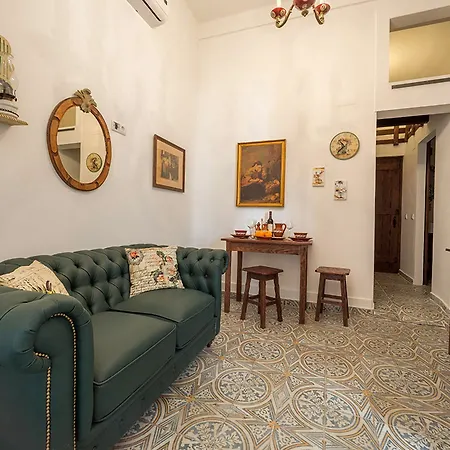 Apartment Sapateiros 44 *